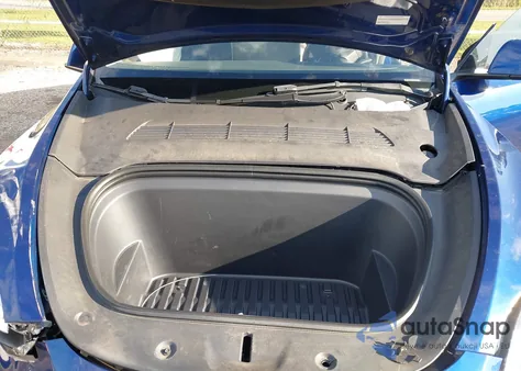 2023 Tesla Model Y Awd/Long Range Dual Motor All-Wheel Drive from USA, damaged, VIN 7SAYGDEE7PA137281